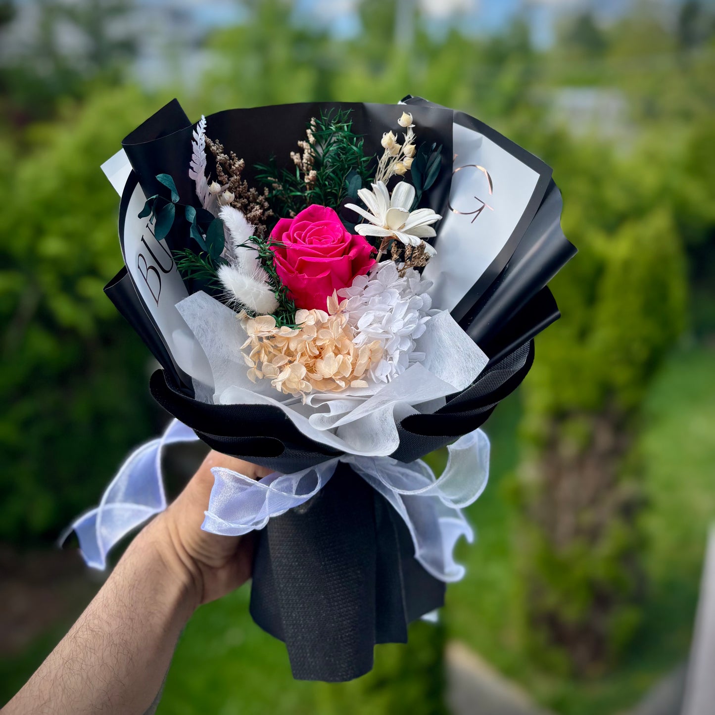 The Haze Bouquet - Black