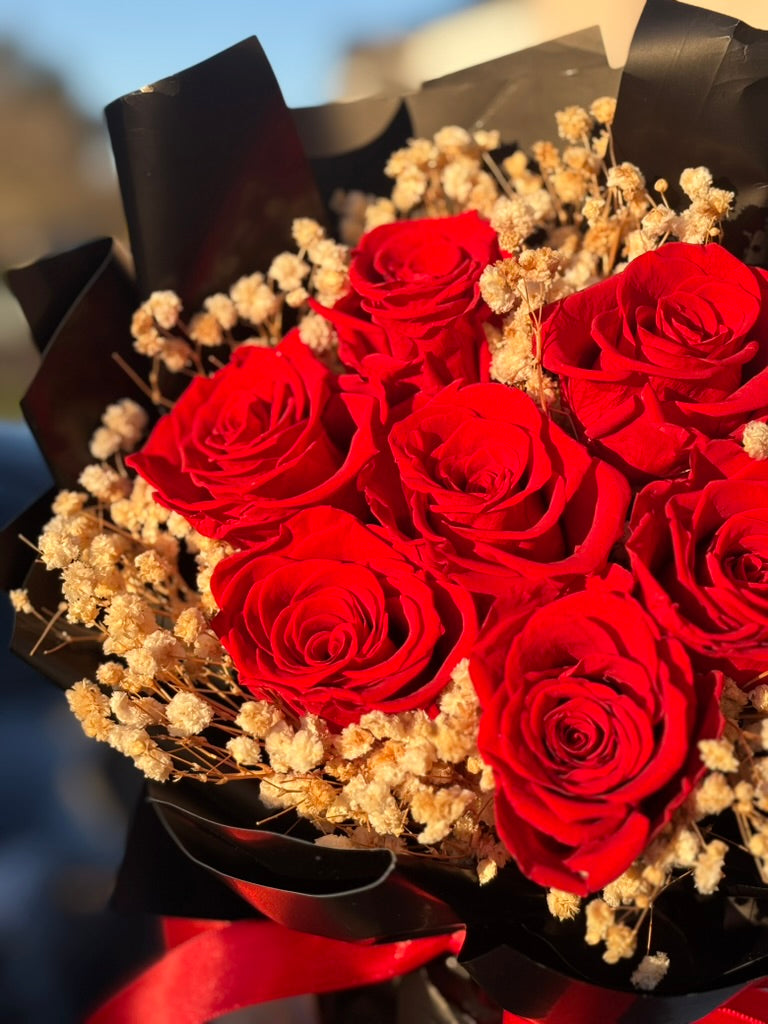 The Red Noir - 9 roses