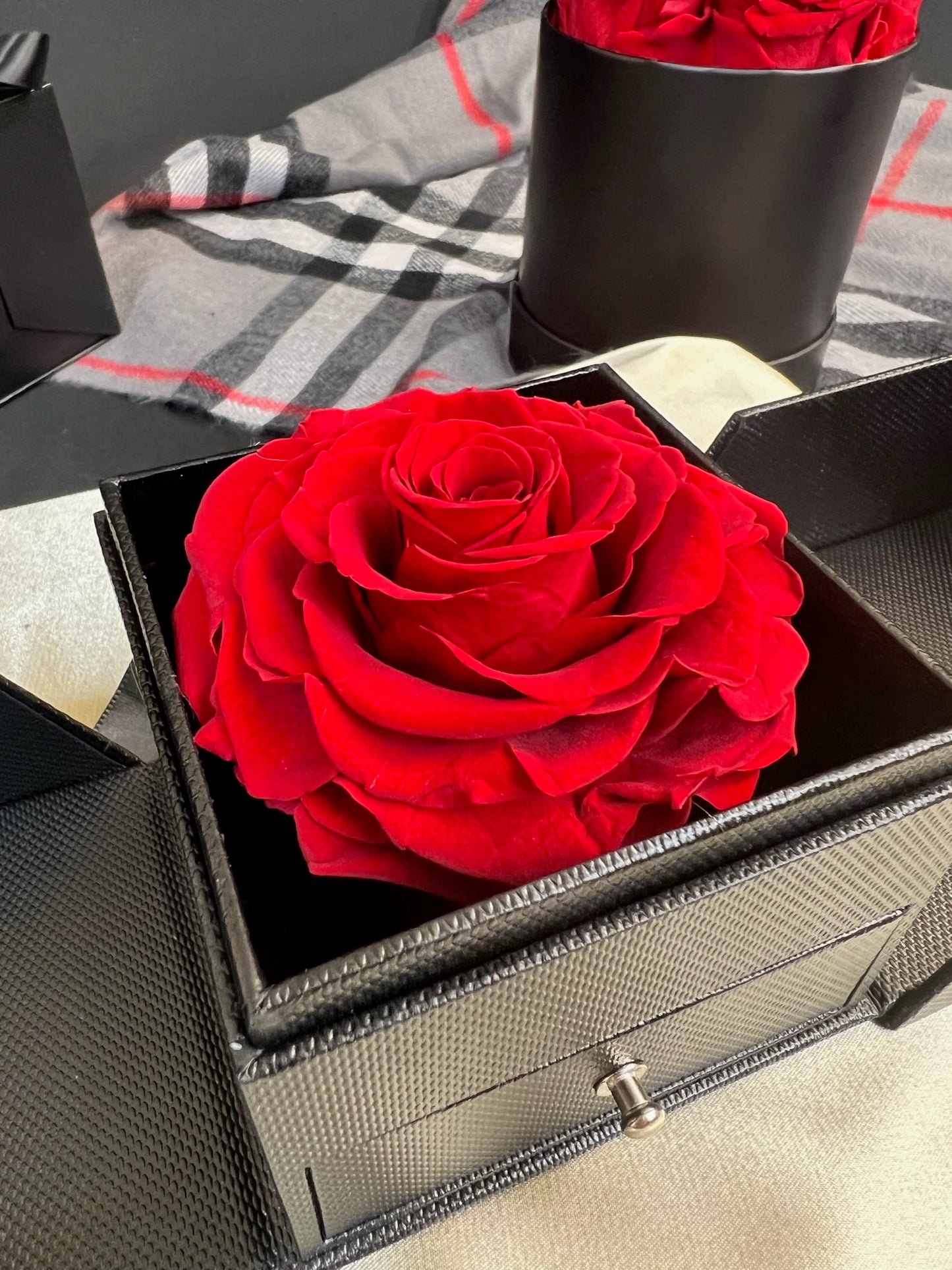 Single rose Jewelry Box