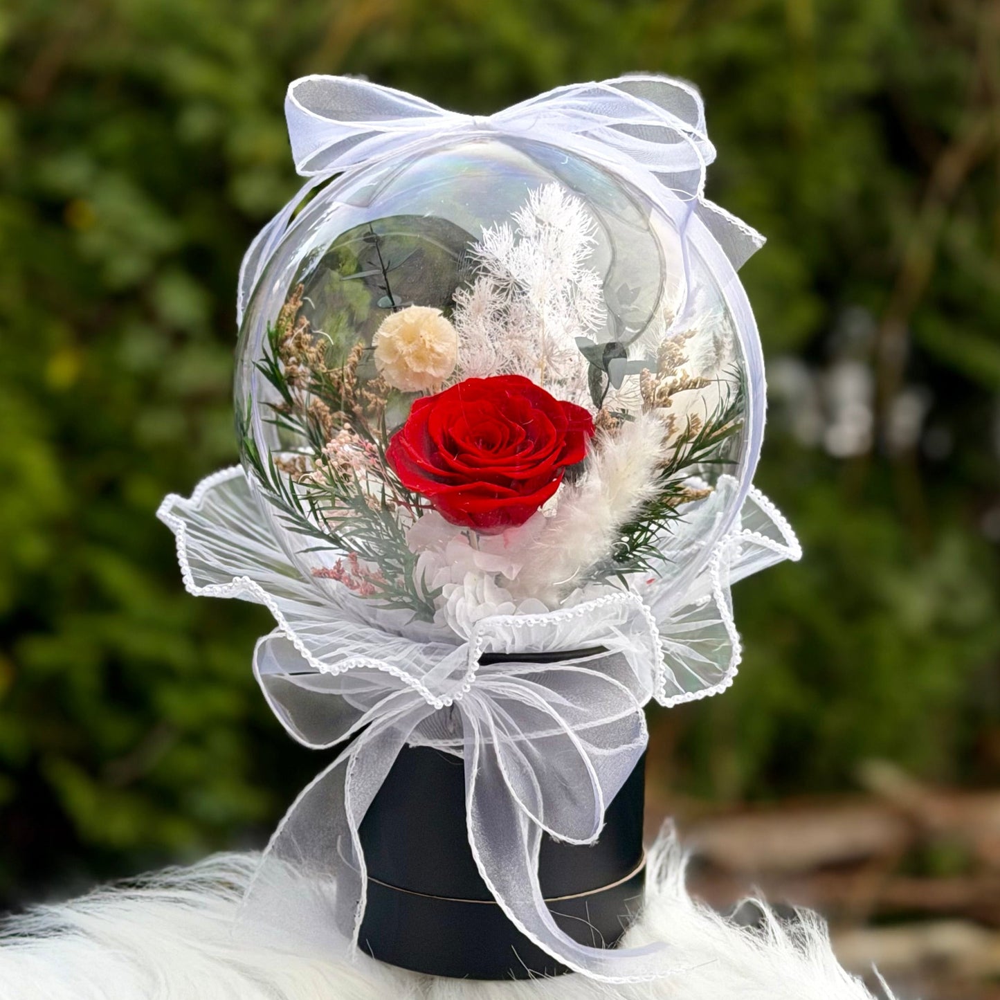 The Love Knot - Bobo Flower Box